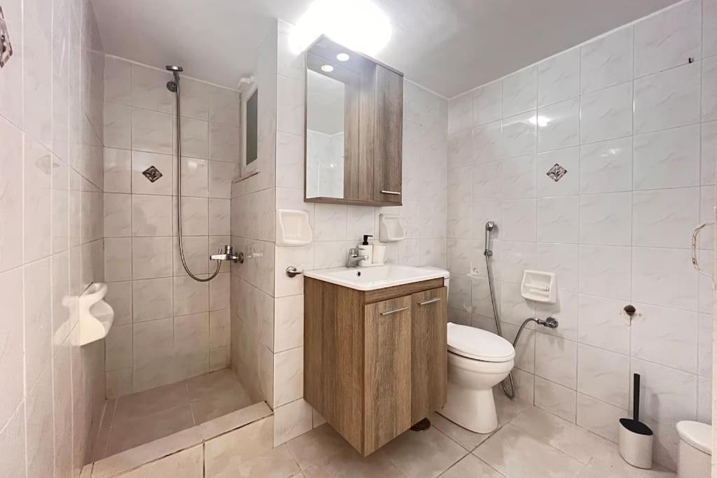 Pame Rentals - 2Bd Home, 4 Min To Acropolis Athens Exterior photo