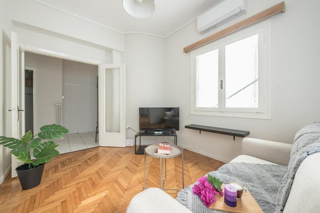 Pame Rentals - 2Bd Home, 4 Min To Acropolis Athens Exterior photo