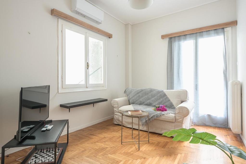 Pame Rentals - 2Bd Home, 4 Min To Acropolis Athens Exterior photo