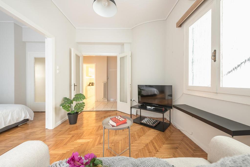 Pame Rentals - 2Bd Home, 4 Min To Acropolis Athens Exterior photo